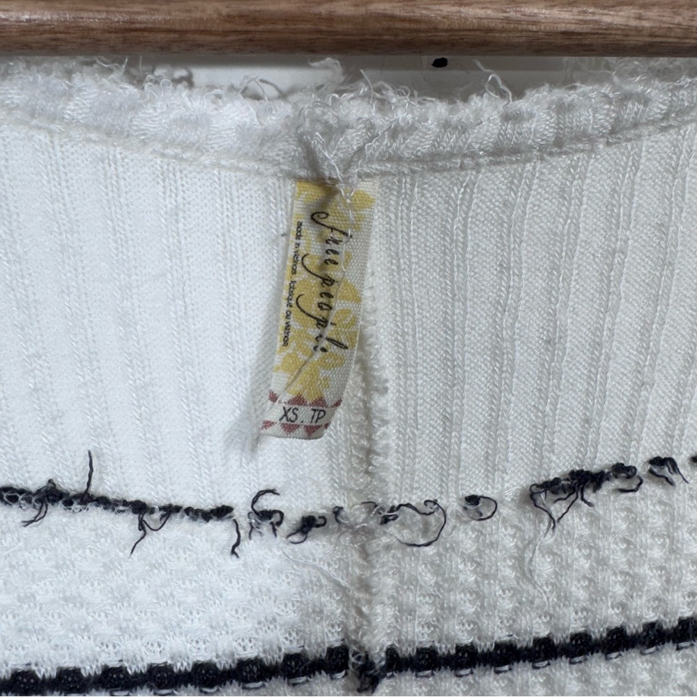 Free People Sunset Park Oversized Thermal Top Black White Stripe XS - Picture 6 of 7